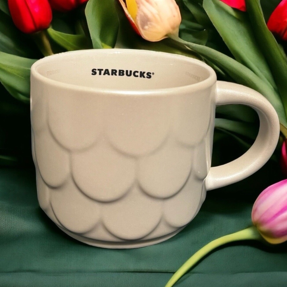 Starbucks Pearl Shell 2023 Mermaid Scales Ceramic Coffee Mug. New & Authentic